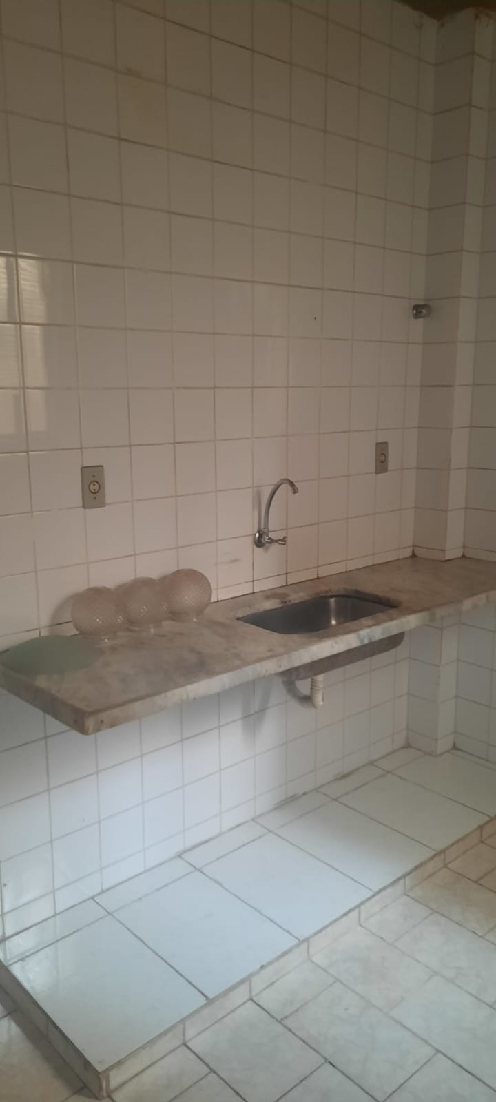 APT 15 – APARTAMENTO CENTRO PEDRO LEOPOLDO MG