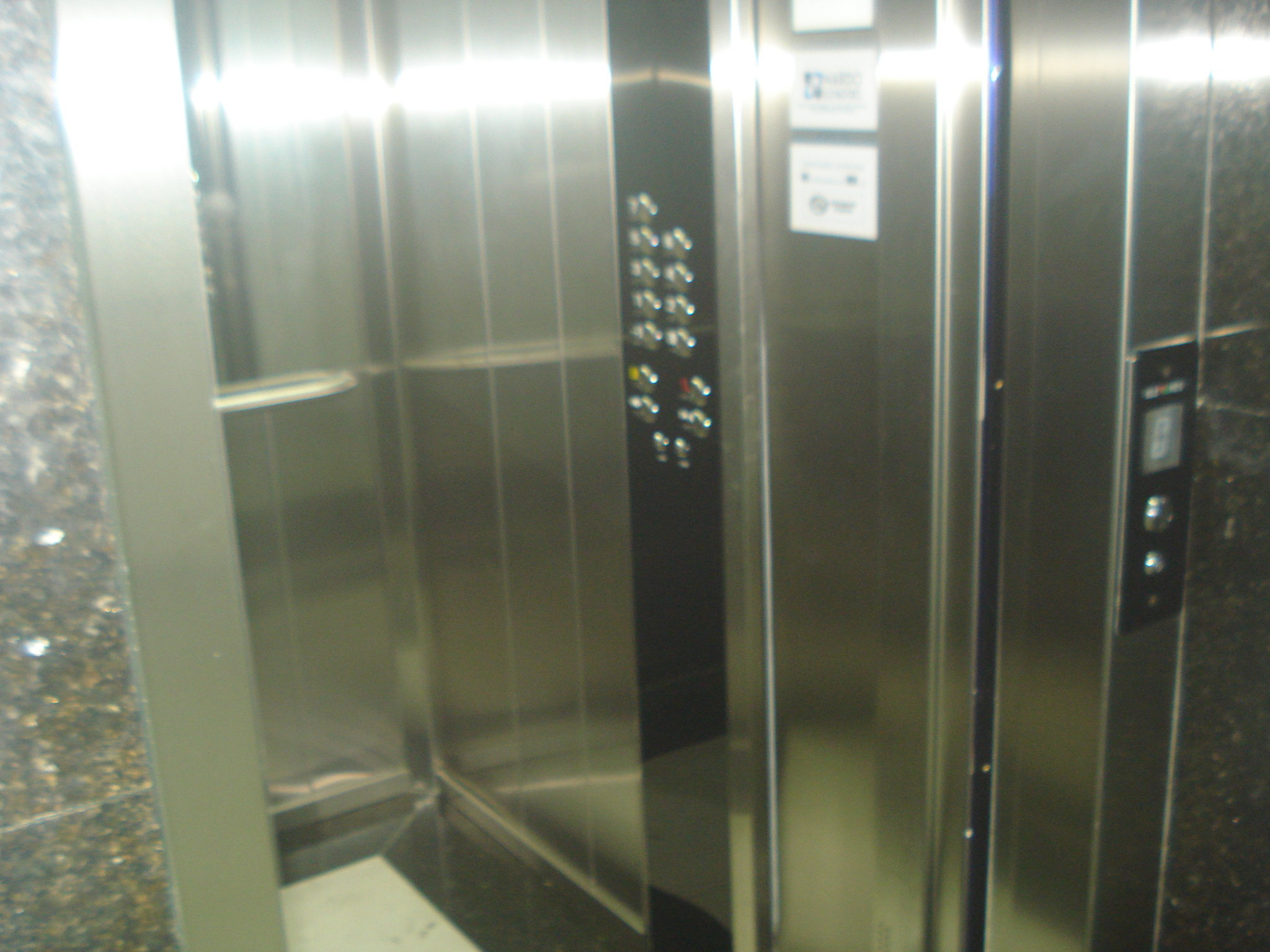 APT-18 APARTAMENTO PEDRO LEOPOLDO MG.