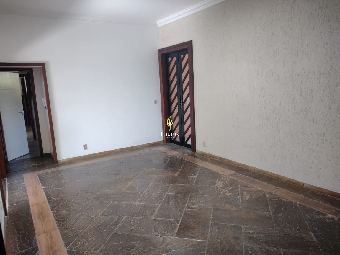 C-101 CASA PEDRO LEOPOLDO MG