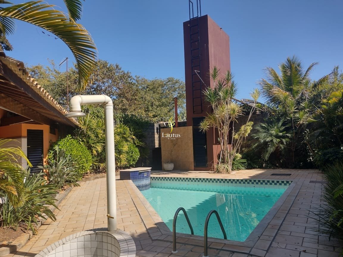 C-101 CASA PEDRO LEOPOLDO MG