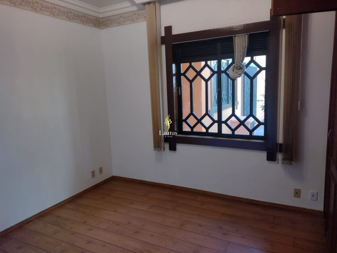 C-101 CASA PEDRO LEOPOLDO MG