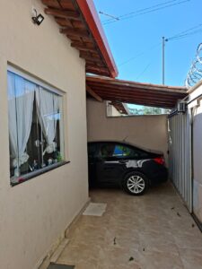 CASA – 107 – PEDRO LEOPOLDO MG.