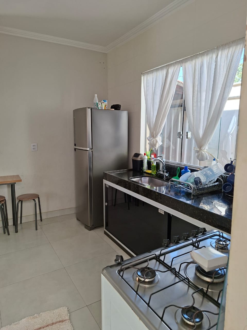 CASA – 107 – PEDRO LEOPOLDO MG.