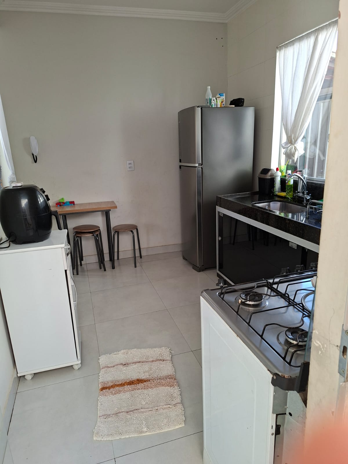 CASA – 107 – PEDRO LEOPOLDO MG.