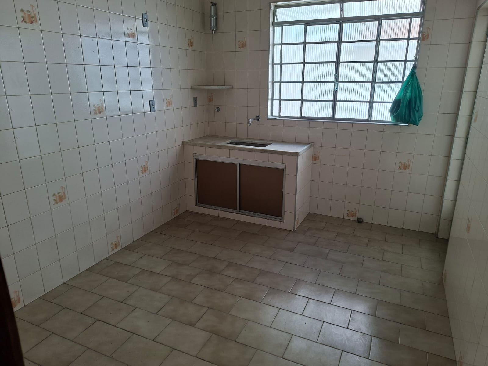 C-103 CASA PEDRO LEOPOLDO MG