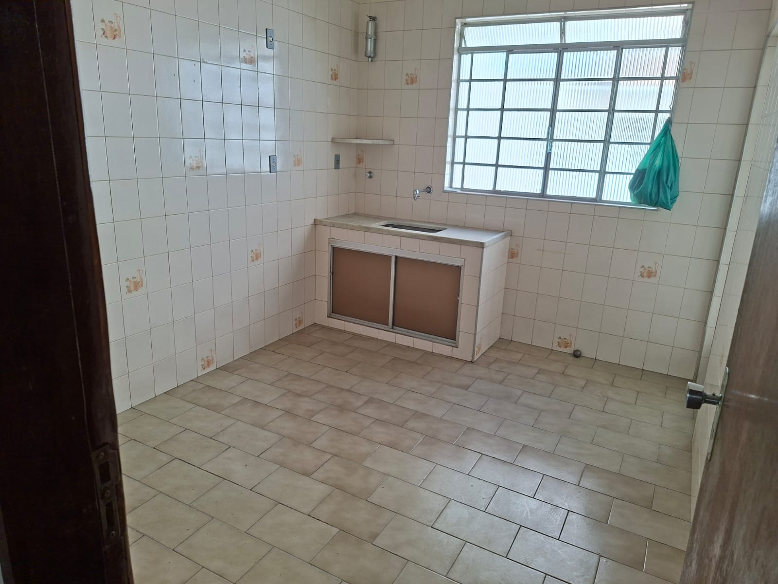 C-103 CASA PEDRO LEOPOLDO MG