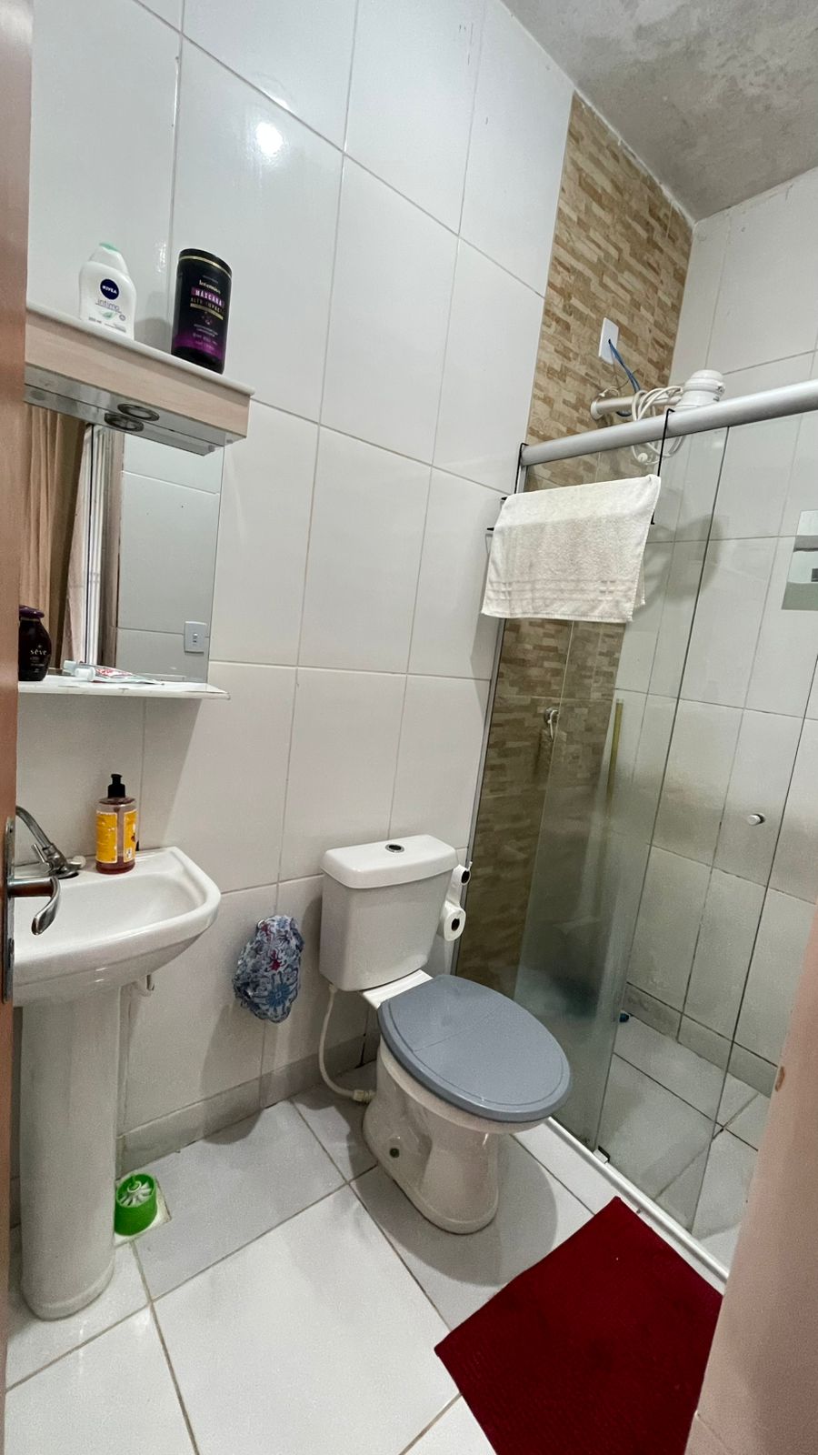 C-81 CASA PEDRO LEOPOLDO MG.