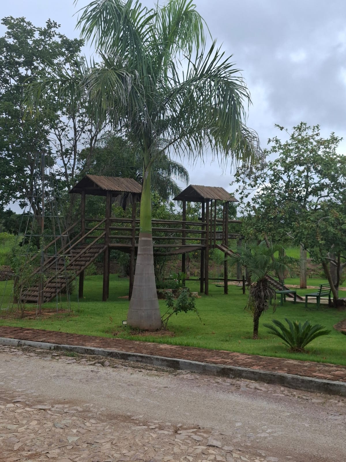 L-07 LOTE 1000M2 CONDOMINIO VALE VERDE  FUNILANDIA MG