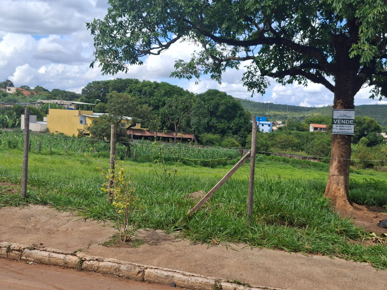 T- 17 TERRENO CONFINS MG