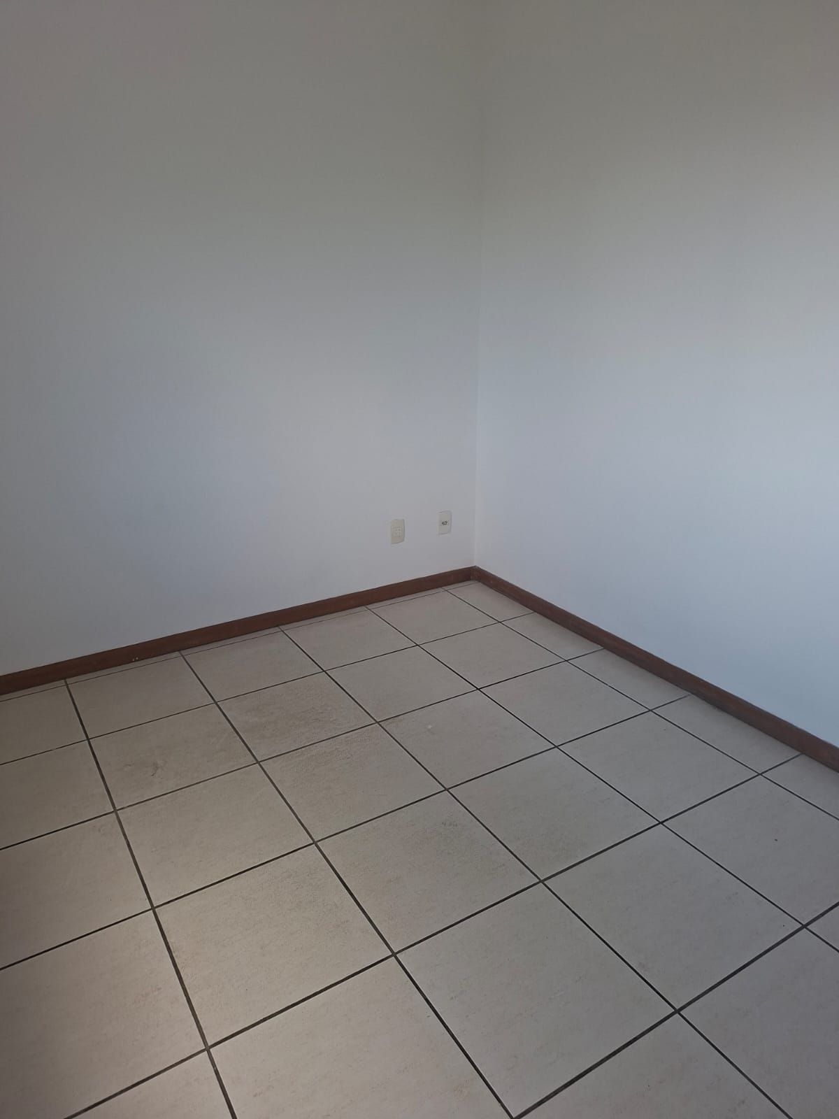 APT- 23 APARTAMENTO PEDRO LEOPOLDO MG