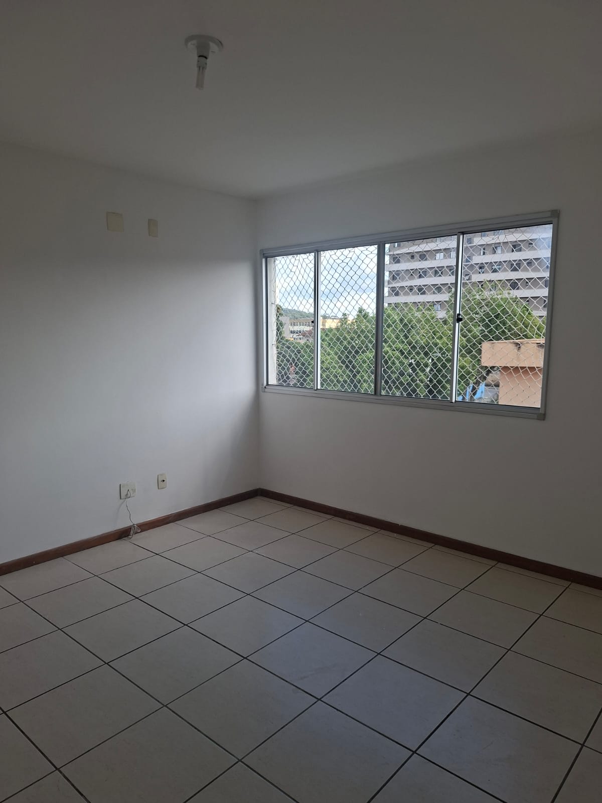 APT- 23 APARTAMENTO PEDRO LEOPOLDO MG