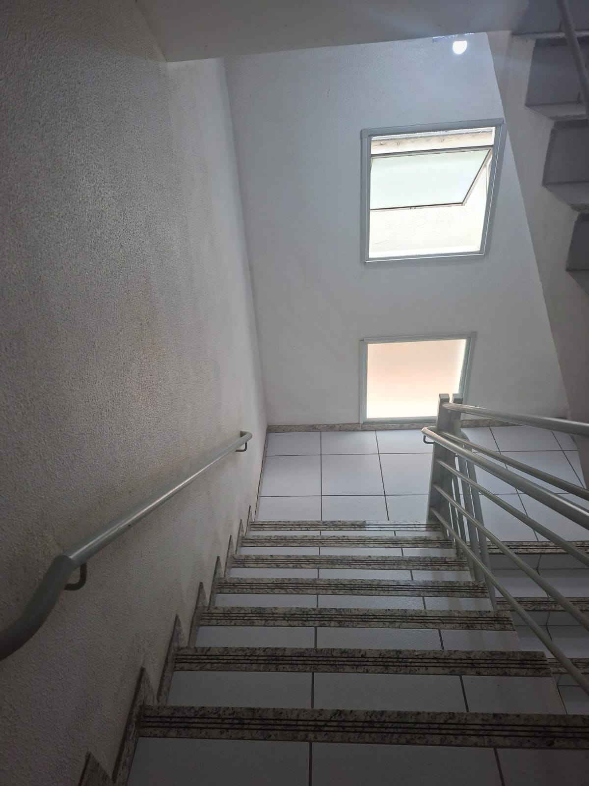 APT- 23 APARTAMENTO PEDRO LEOPOLDO MG