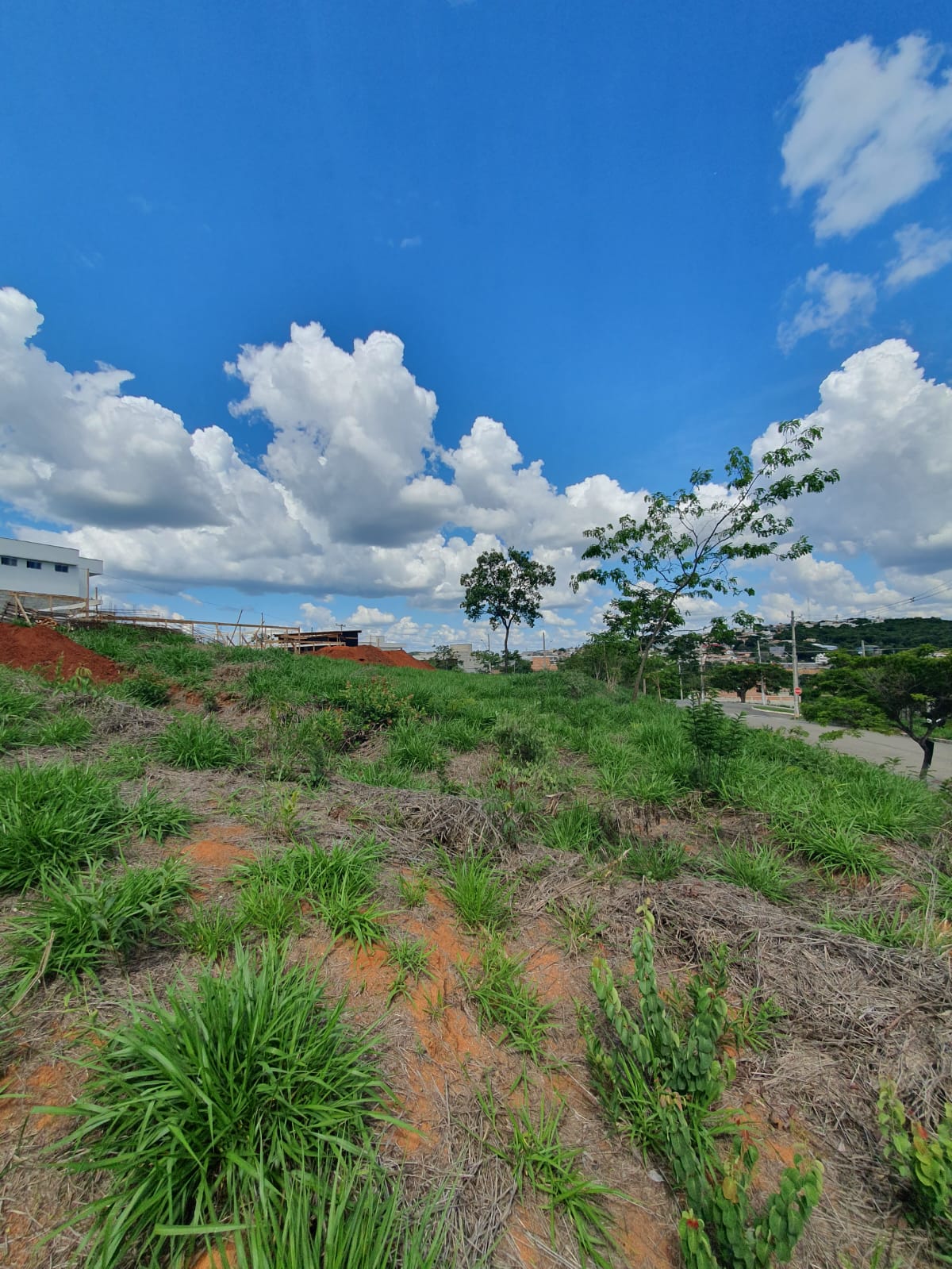 L-09 LOTE CONDOMINIO TENIS PRIME PEDRO LEOPOLDO MG